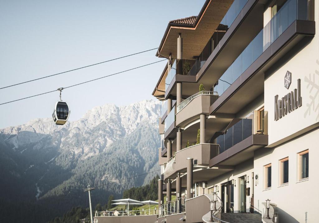 Kronplatz-Resort Hotel Kristall photo 2