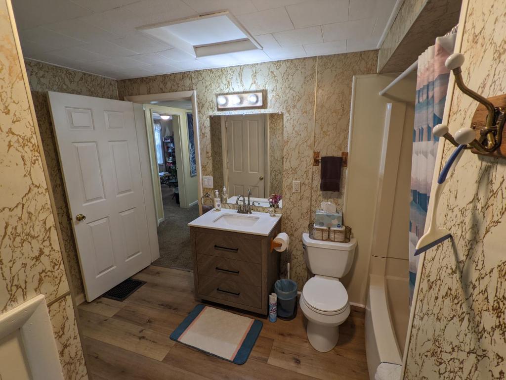 The Estate Loft in Downtown Milford photo 3