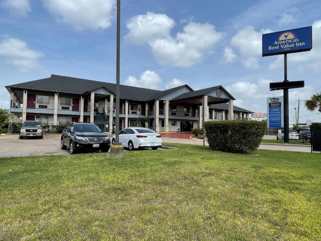 Americas Best Value Inn Houston Hobby Airport image