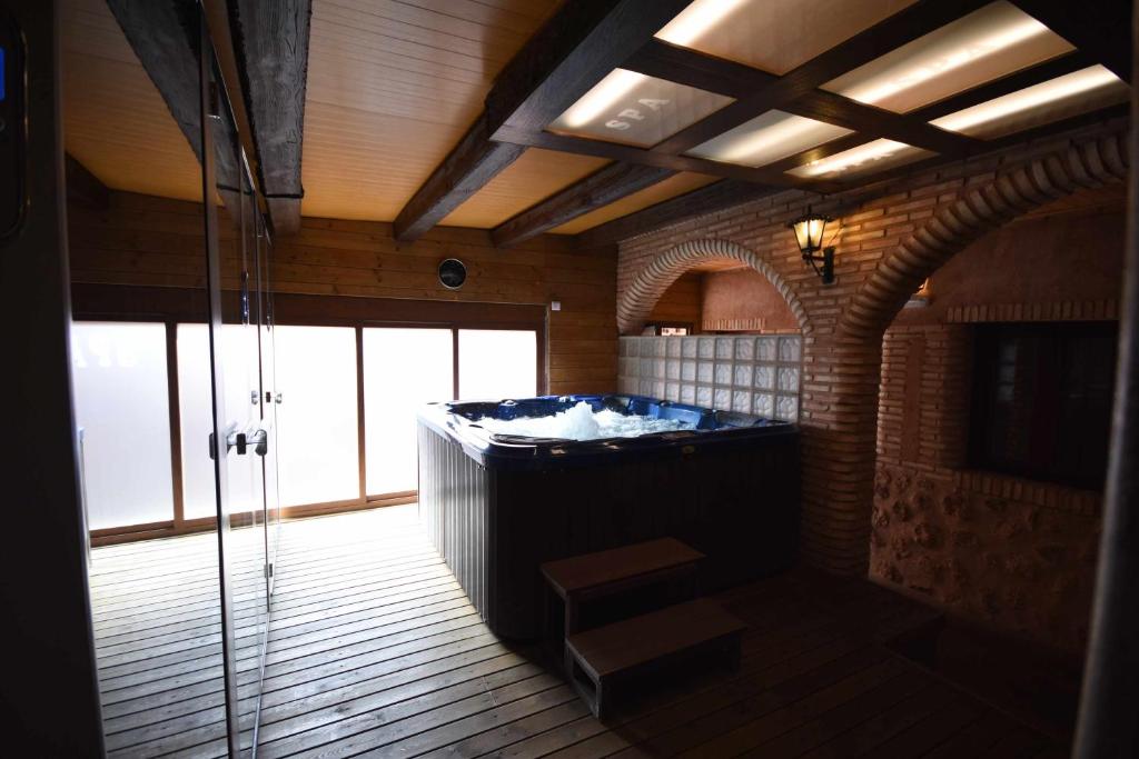 Casa rural de estilo rustico con SPA photo 3