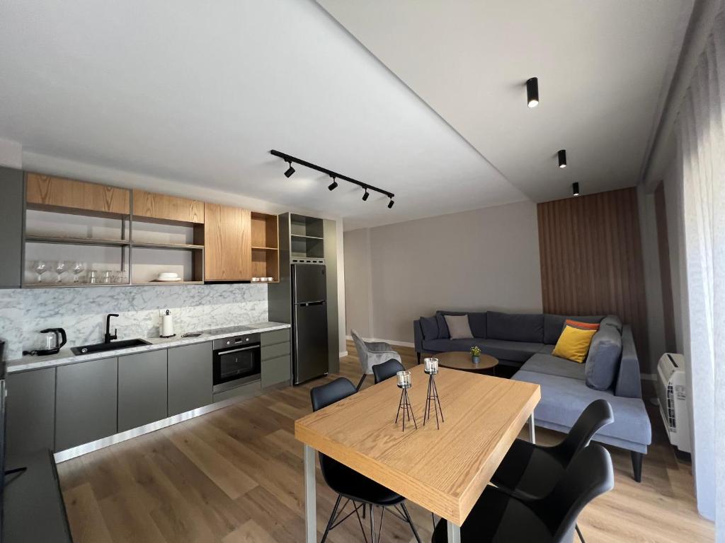 Coral Apartments photo 4