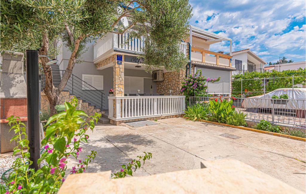Nice Apartment In Pirovac With Wifi And 1 Bedrooms photo 4