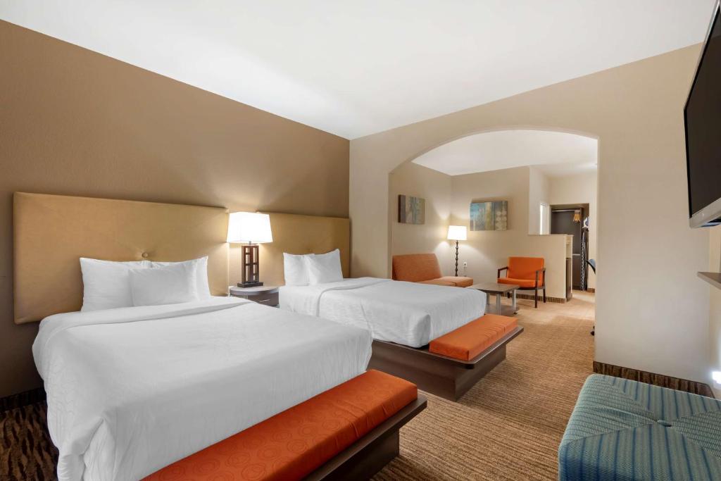 Best Western Plus DFW Airport Suites photo 4