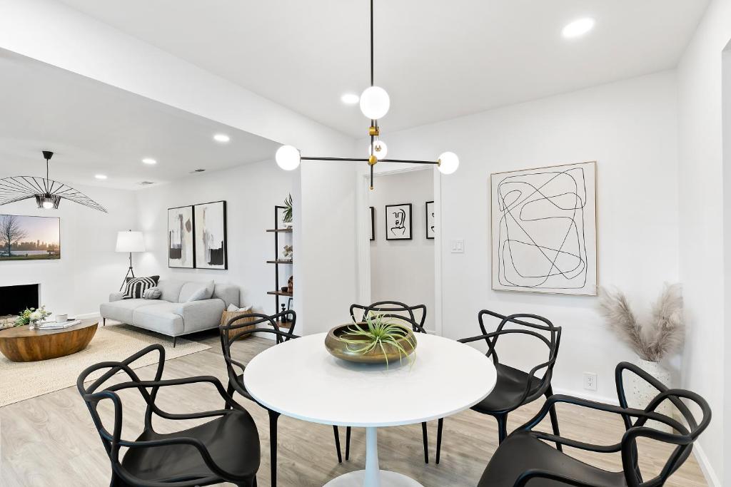 @ Marbella Lane - Charming and Modern Home in SJ photo 1
