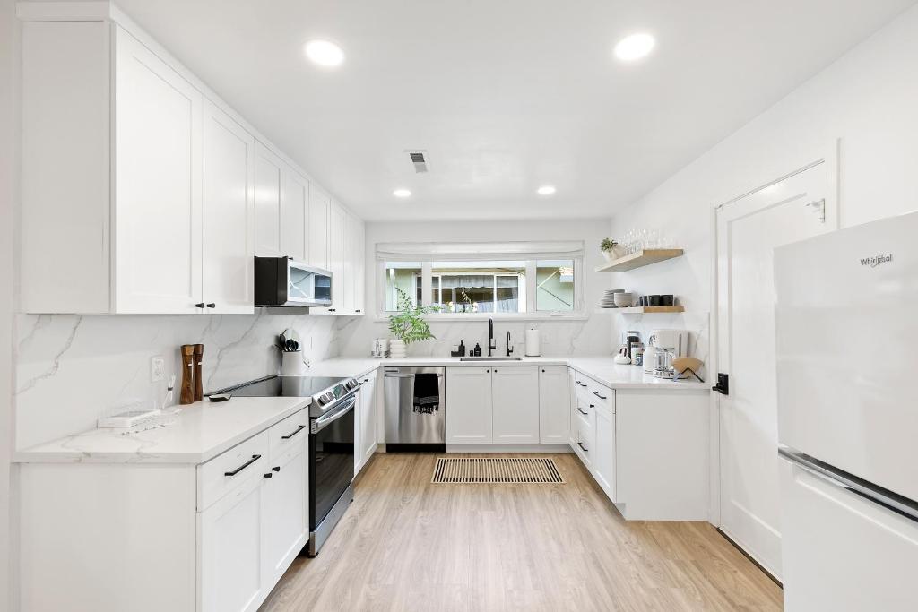 @ Marbella Lane - Charming and Modern Home in SJ photo 2