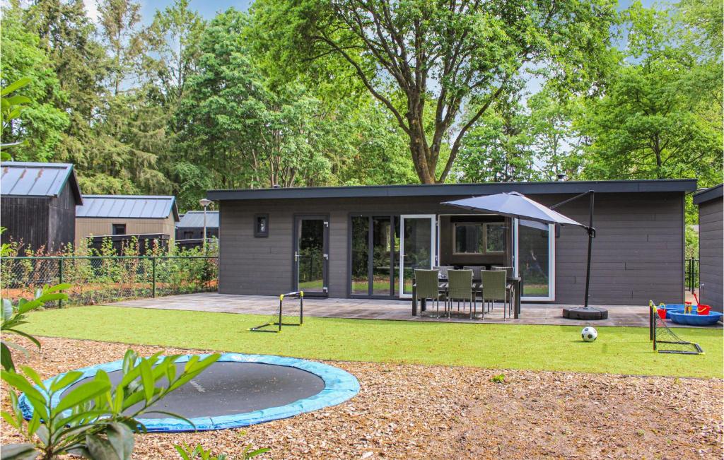 Awesome Home In Epe With 3 Bedrooms And Wifi