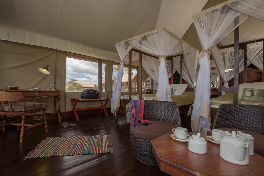 Lake Ndutu Luxury Tented Lodge - Tap to explore photos
