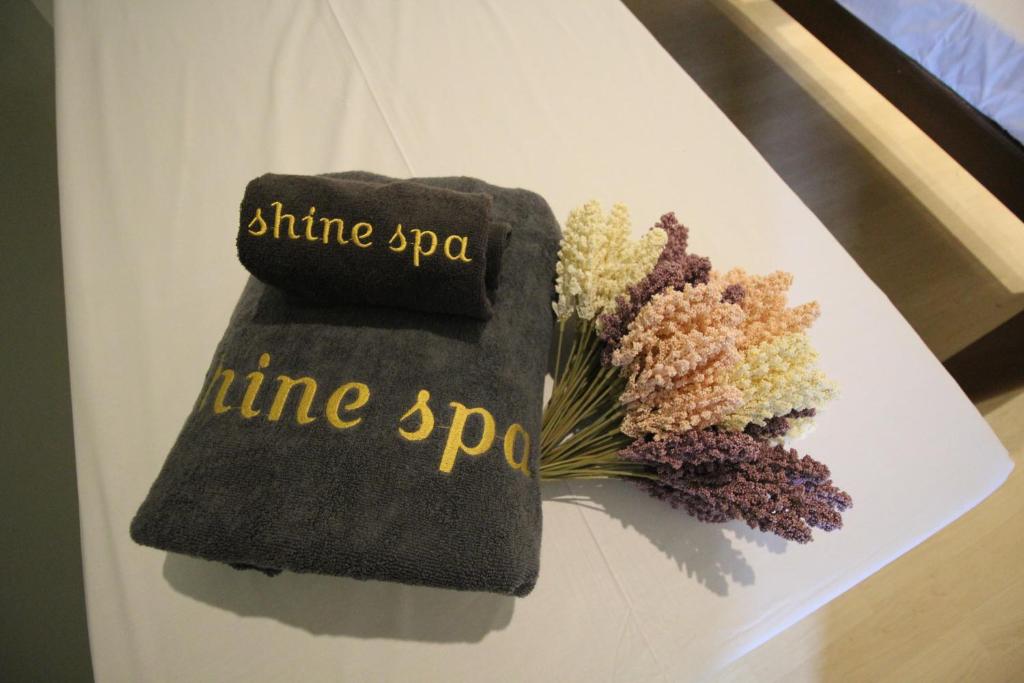 T Shine Resort and Spa photo 3