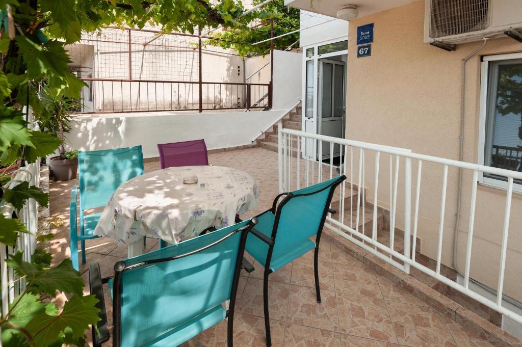 Apartments Antonija photo 2