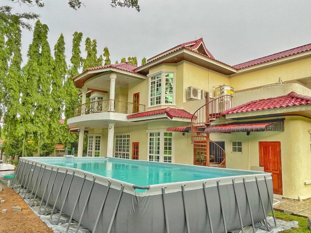 Yussy Homestay at Afamosa Bungalow photo 2