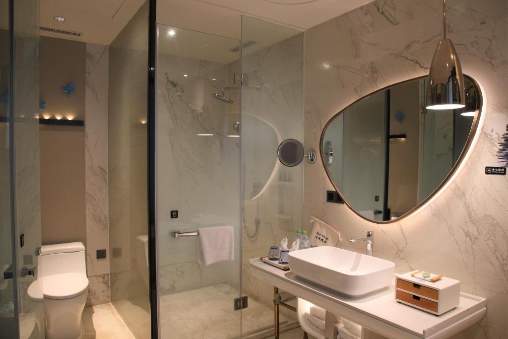Wingate by Wyndham Sanya Luhuitou photo 1