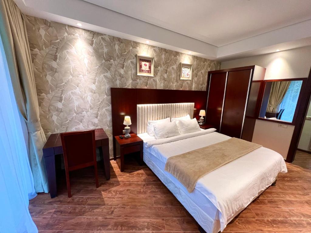 Luxury Oasis Apartment photo 2