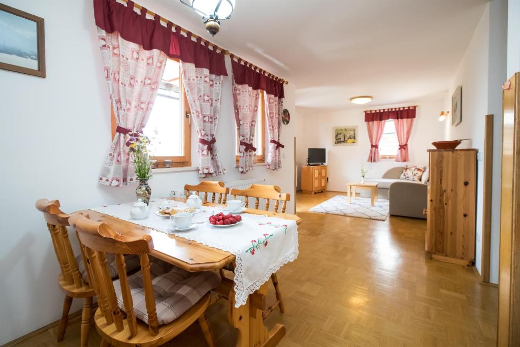 Apartmaji Katrnjek photo 1