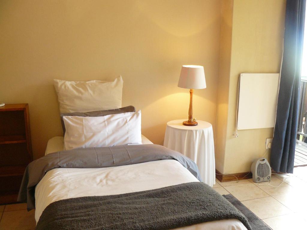 Antique Silk Self Catering Unit photo 1