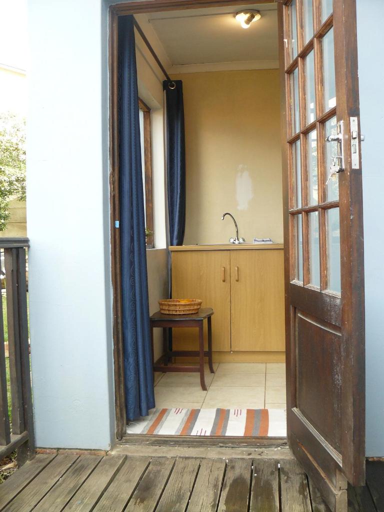 Antique Silk Self Catering Unit photo 2