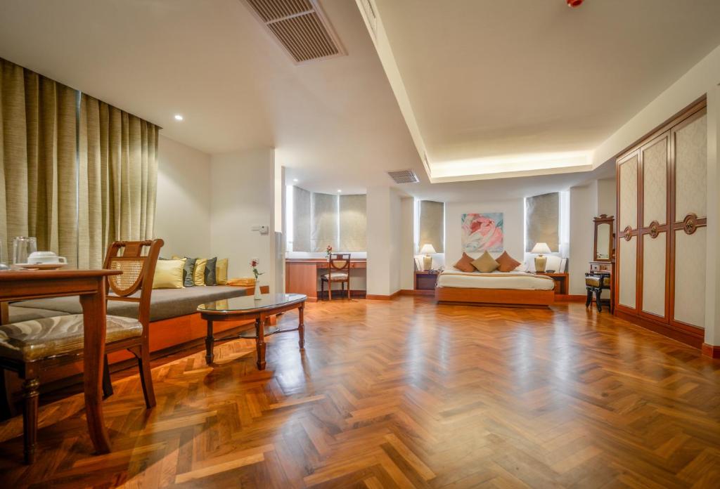 Сьюит (Представительский люкс), The Grand Sathorn