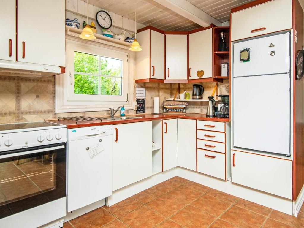 5 person holiday home in Hemmet photo 4
