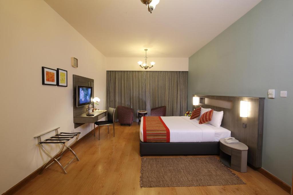 Студио (Одноместный номер-студио с мини-кухней), Апарт-отель Flora Hotel Apartments