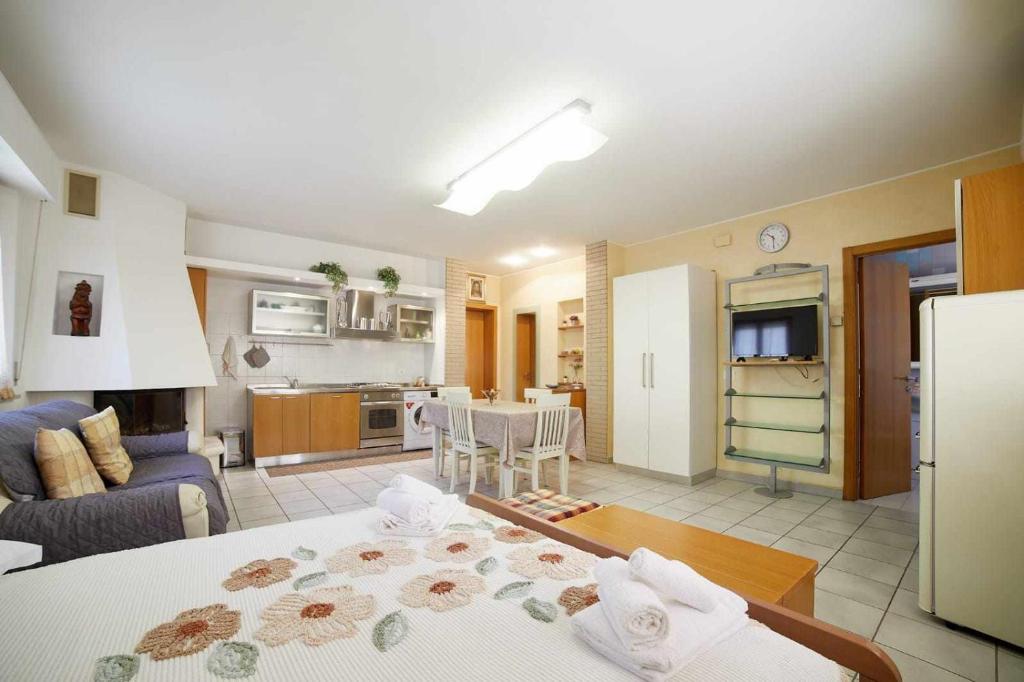 Room 143 Monolocale vicino al centro photo 2