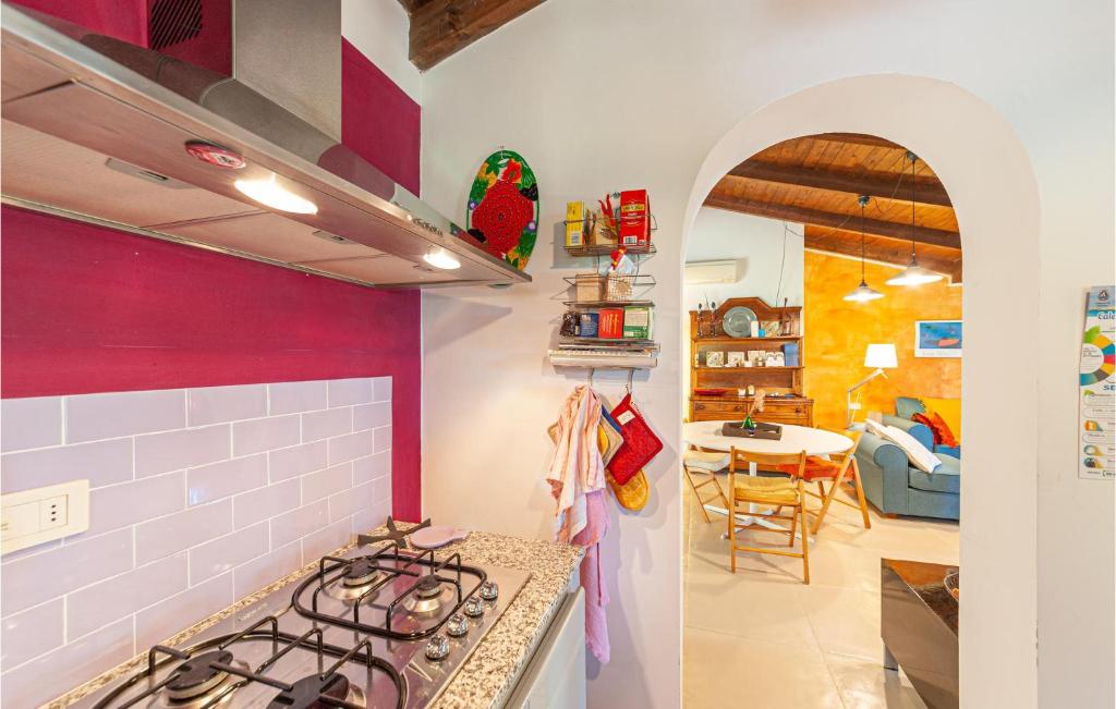Stunning Home In Stintino With Jacuzzi, 2 Bedrooms And Wifi photo 1