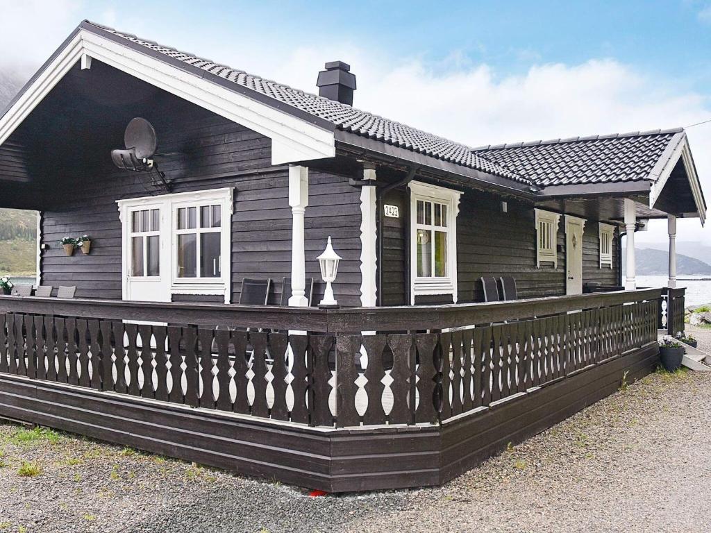 Three-Bedroom Holiday home in Selje 1 photo 3