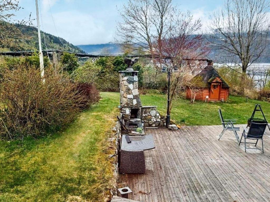 Holiday home Innvik photo 2