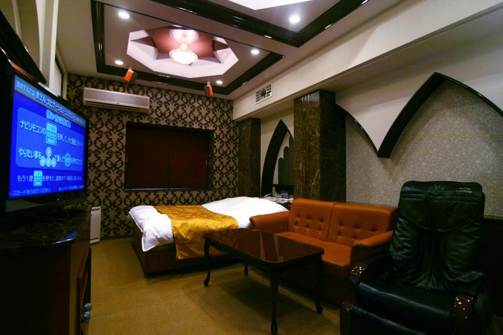 Hotel Hyper (Adult Only)