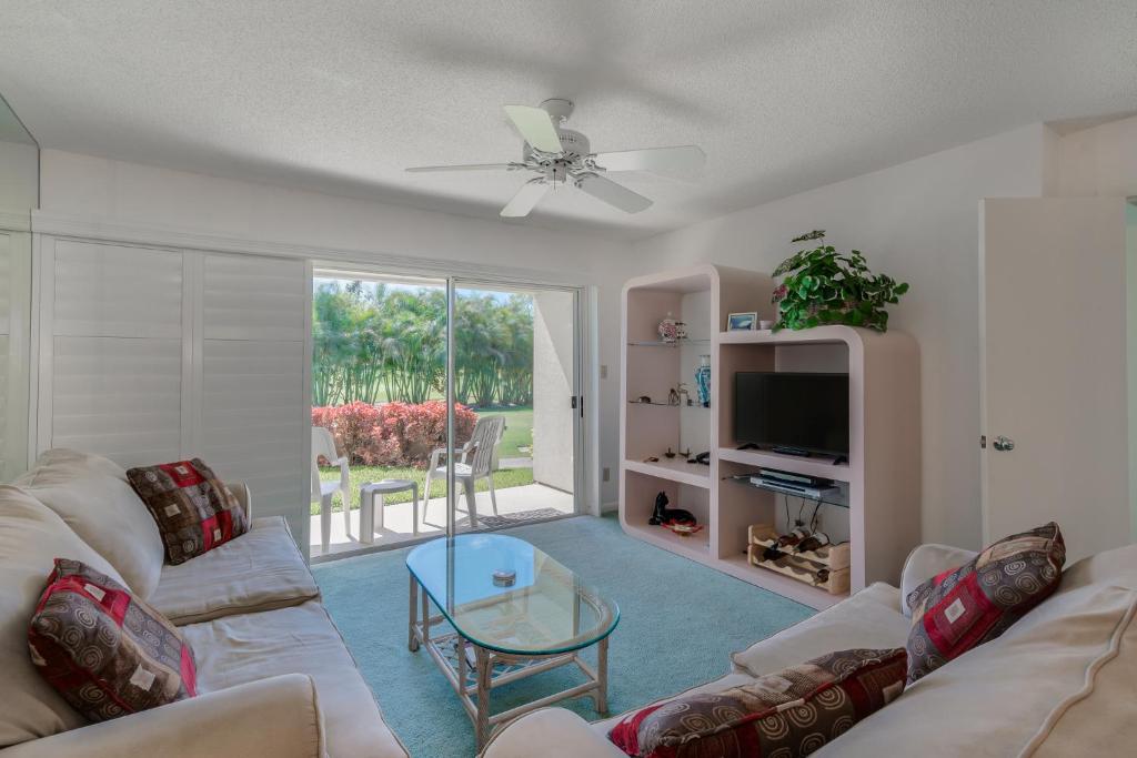 Vista Verde North 6-142, 2 Bedrooms, Pool View, Heated Pool, Spa, Sleeps 4 photo 2