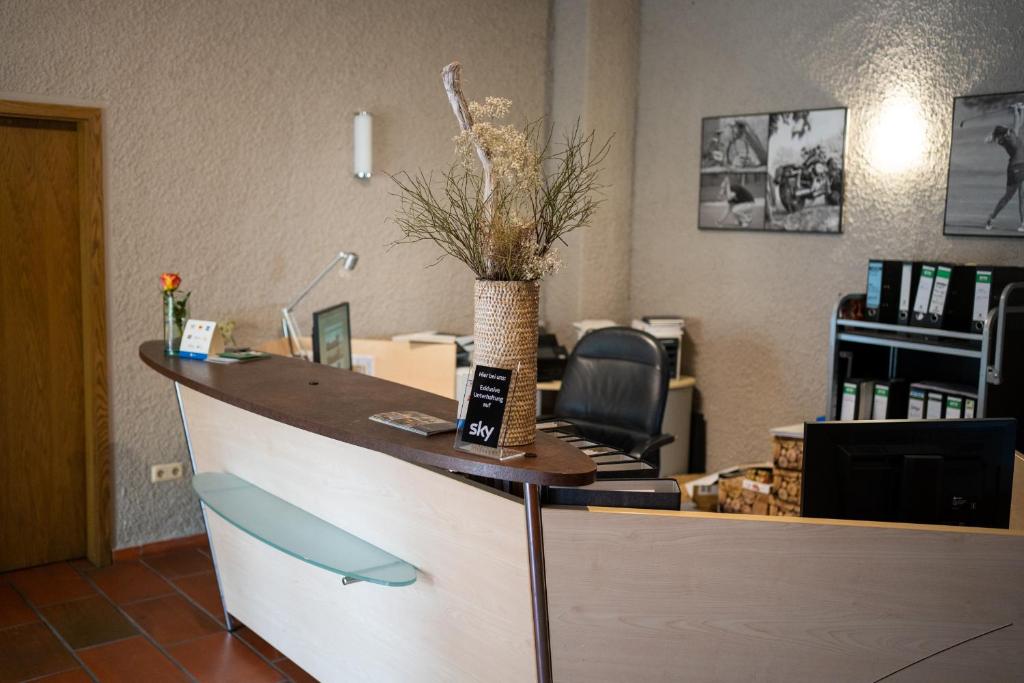 Hotel Fronhof Mettendorf photo 1