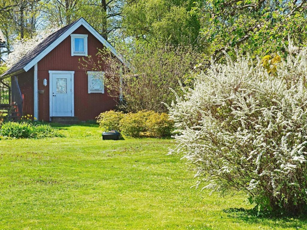 Holiday home in Vreta photo 1