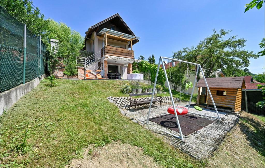 Stunning Home In Tuheljske Toplice With Jacuzzi, Wifi And 2 Bedrooms photo 1