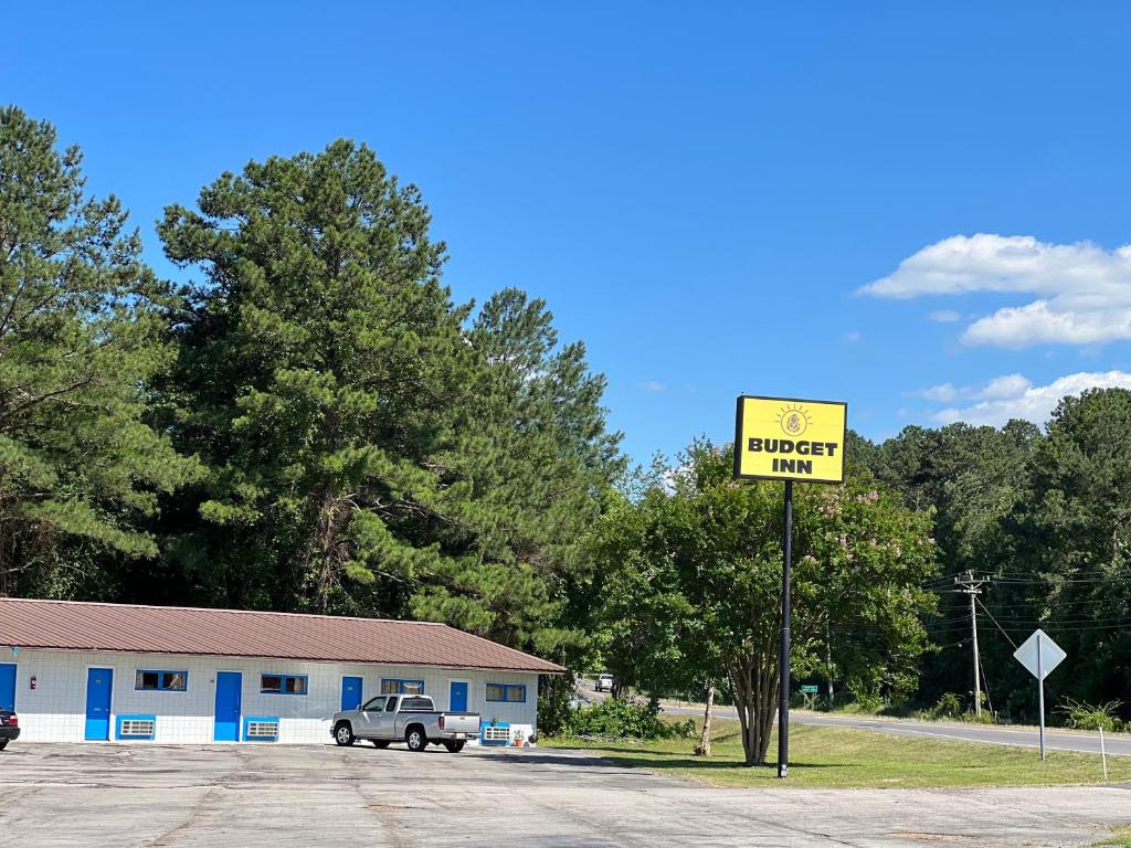 Budget Inn Decatur Priceville image