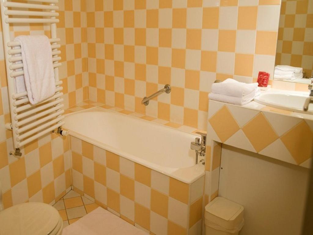 Hotel La Bougnate photo 2