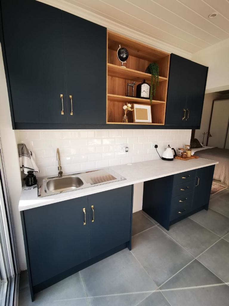 10 Jock Meiring Guesthouse unit 1 photo 4