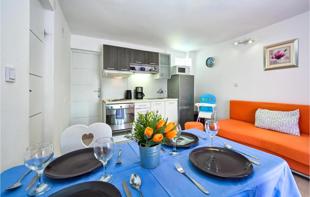 Stunning Home In Tuheljske Toplice With Jacuzzi, Wifi And 2 Bedrooms photo 4