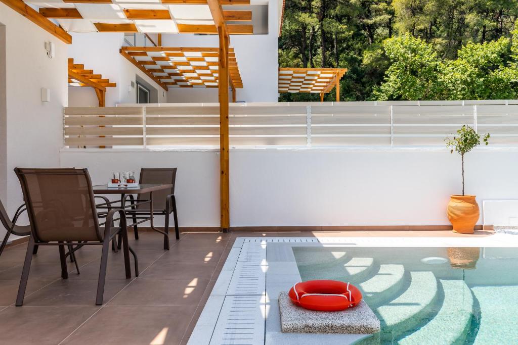 AGNONTAS LUXURY VILLAS photo 4