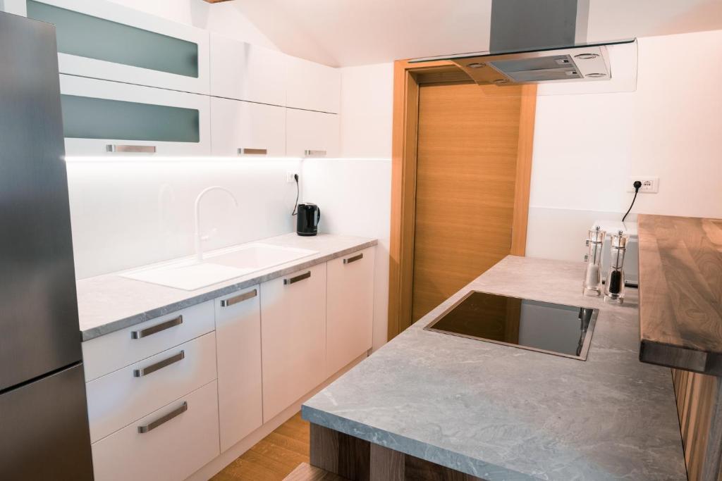 Apartma Tale photo 1