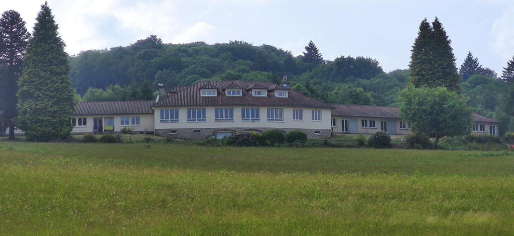 gîte résidence de la fontaine à Compreignac photo 4