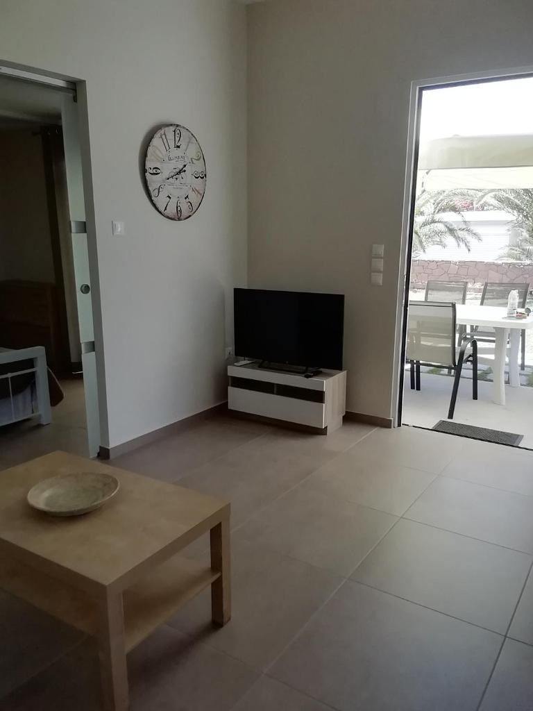 Niso Home by Plakoures Home photo 4