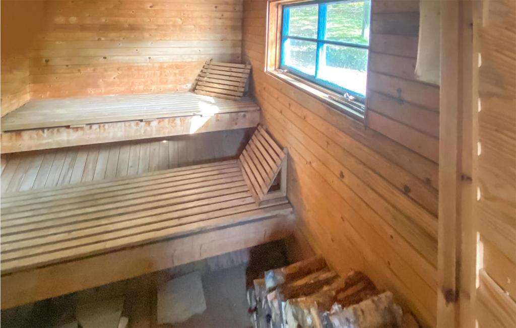Awesome Home In Vxj With Sauna And 3 Bedrooms photo 3