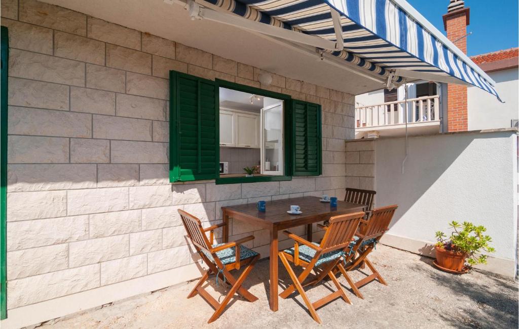 Nice Home In Povlja With 2 Bedrooms And Wifi photo 1