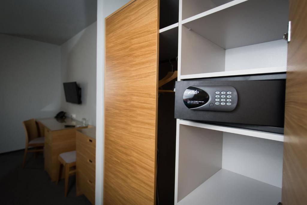 Hotel Atom Třebíč photo 2