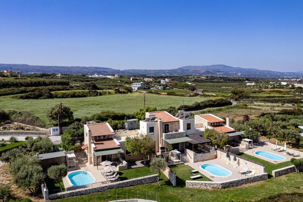 Stavromenos Villas - Private Pools & Seaview - 500m from Beach photo 3