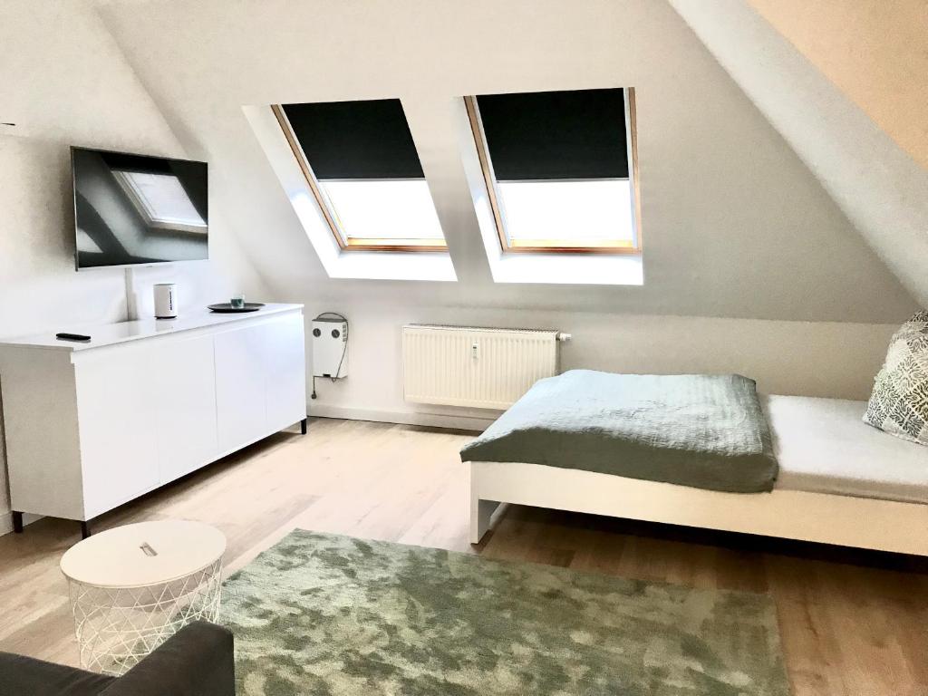 Helles und ruhiges Apartment direkt am Flughafen Leipzig Halle photo 1