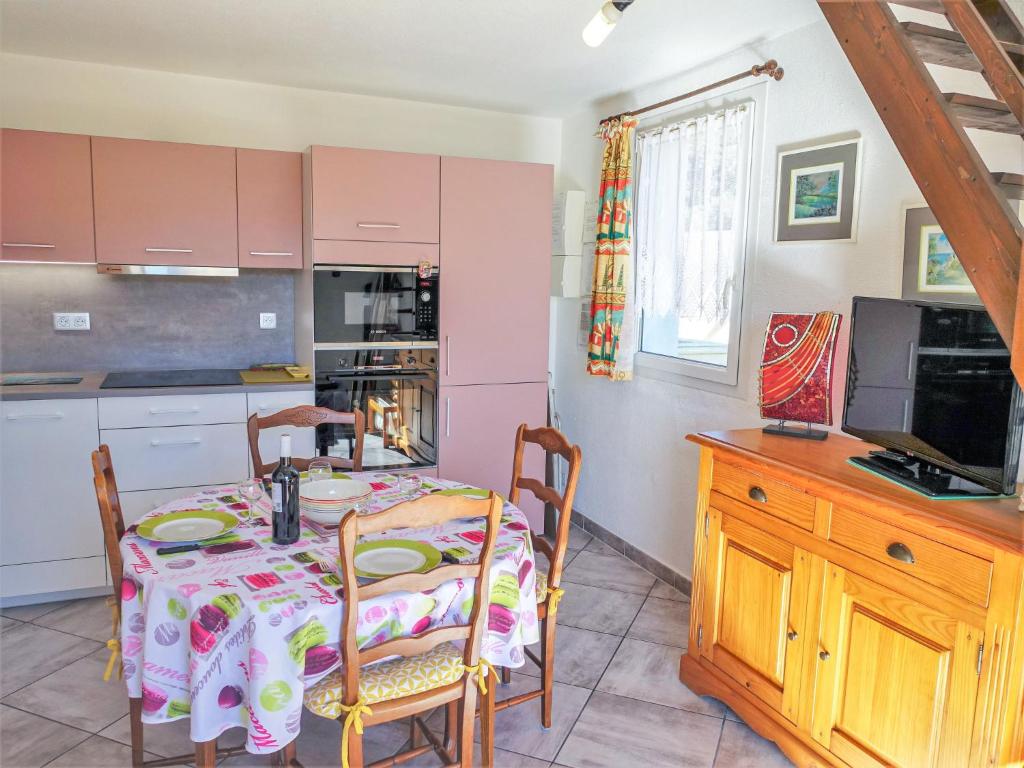 Apartment Les Romarines-5 by Interhome photo 1