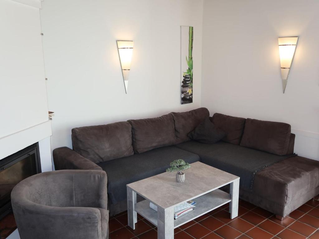 Holiday Home Mee - hrzeit - HOK106 by Interhome photo 1