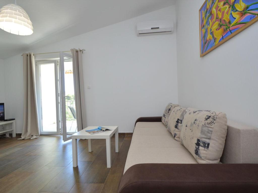 Apartment Ivka-3 by Interhome photo 1