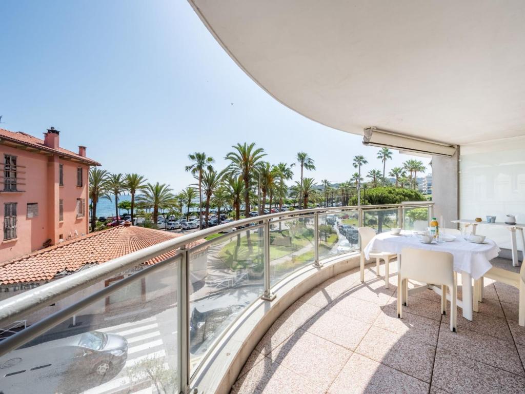 Apartment Les allées du Cap-2 by Interhome photo 1