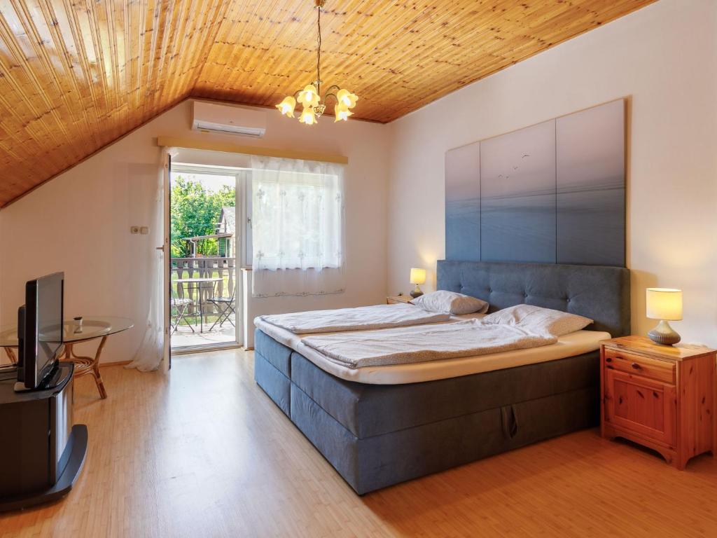 Holiday Home Violetta 3 by Interhome photo 4