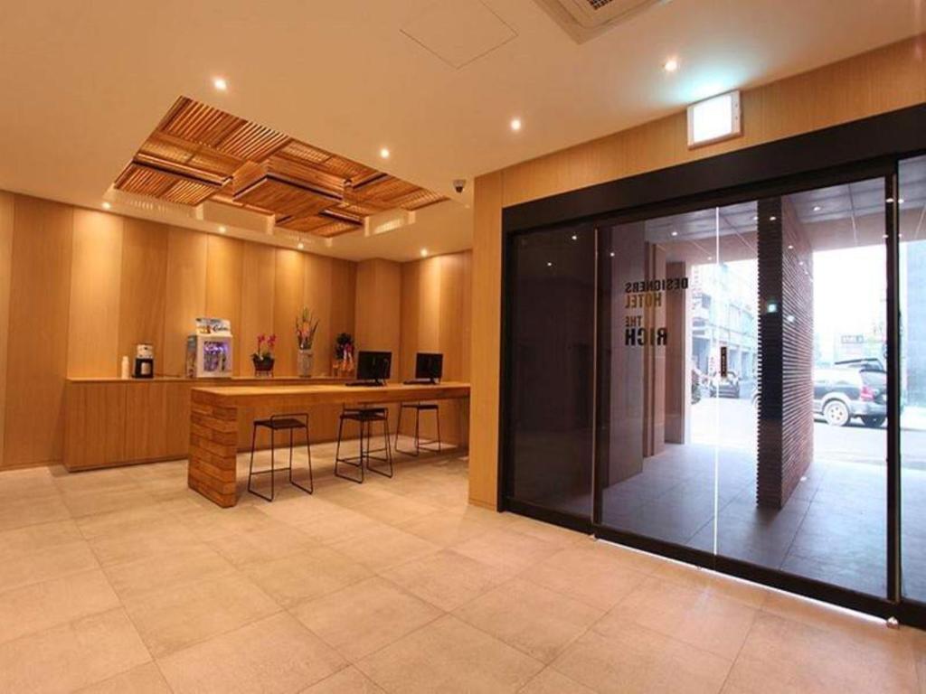 Hotel Rich photo 2